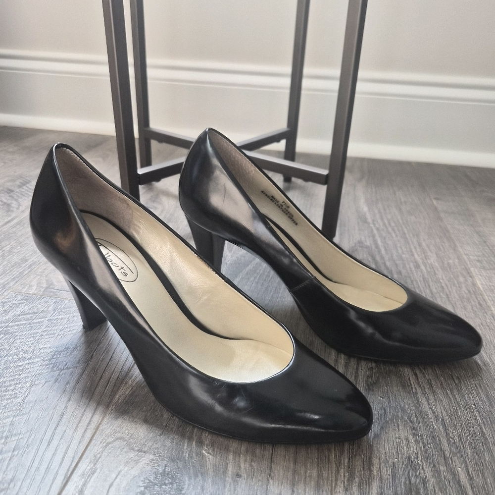 ​Talbots Black Pointed Toe Leather Pumps - Classic Sophisticated Heels 7.5 - Picture 9 of 9
